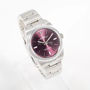 06463_watchlounge_lo.jpg
