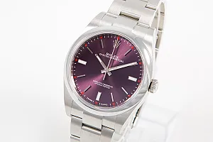 06464_watchlounge.jpg