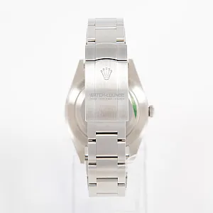 06468_watchlounge_lo.jpg