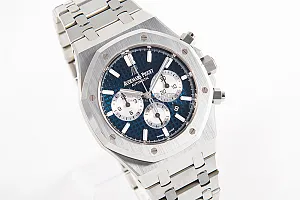 06496_watchlounge_lo.jpg