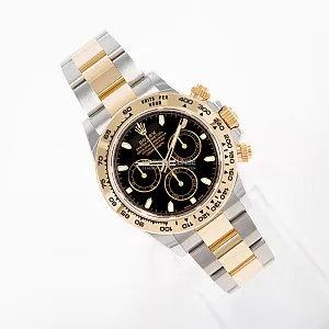 06549_watchlounge_lo.jpg