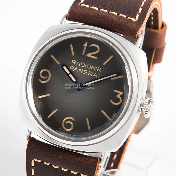 06558_watchlounge_lo_1.jpg