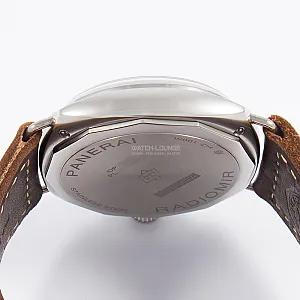 06564_watchlounge_lo.jpg