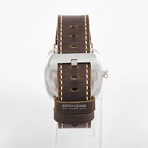 06566_watchlounge_lo.jpg