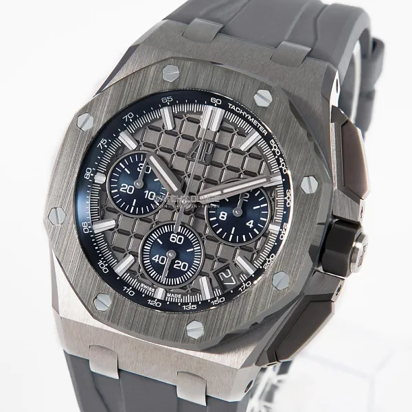06604_watchlounge_lo_1.jpg