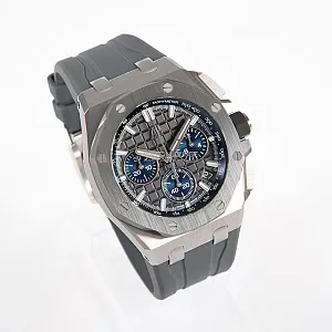 06607_watchlounge_lo.jpg