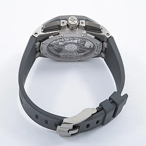 06612_watchlounge_lo.jpg