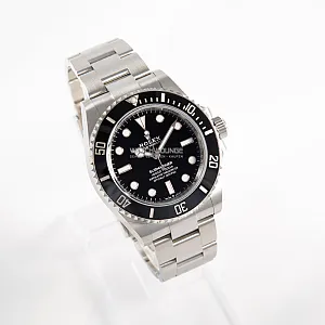 06722_watchlounge_lo.jpg