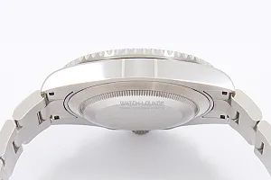 06725_watchlounge_lo.jpg