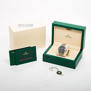 06728_watchlounge_lo_1.jpg