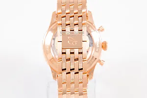 06840_watchlounge_lo.jpg