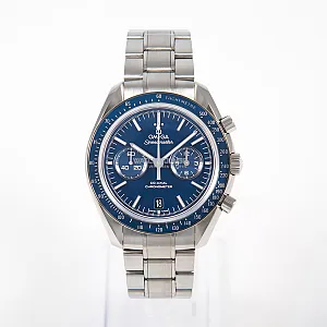 06869_watchlounge_lo.jpg