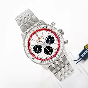 06891_watchlounge_lo.jpg
