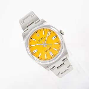 06932_watchlounge_lo.jpg
