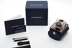 06951_watchlounge_lo.jpg