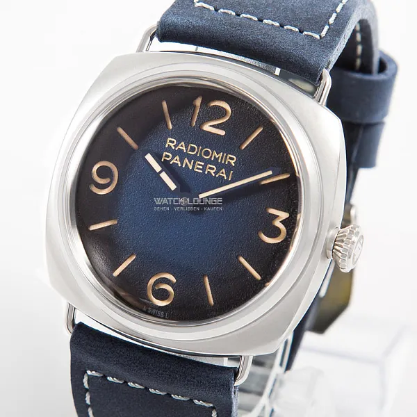 06952_watchlounge_lo_1.jpg