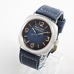 06956_watchlounge_lo.jpg