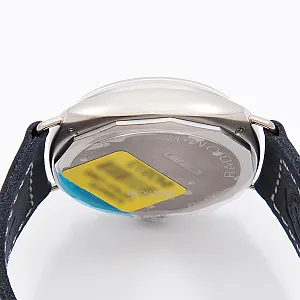 06958_watchlounge_lo.jpg