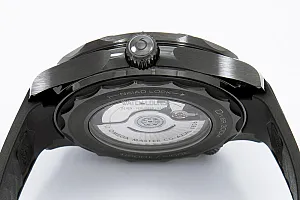 06990_watchlounge_lo.jpg