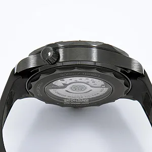 06991_watchlounge_lo.jpg
