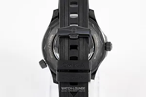 06994_watchlounge_lo.jpg