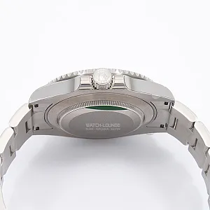 07072_watchlounge_lo.jpg