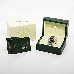07108_watchlounge_lo.jpg