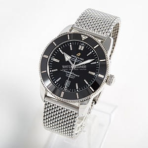 07128_watchlounge_lo.jpg