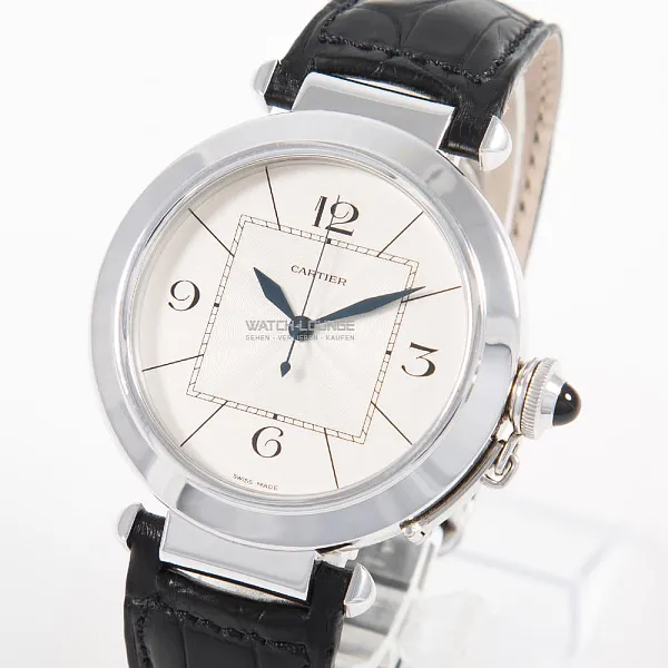 07135_watchlounge_lo_1.jpg