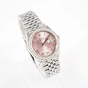 07159_watchlounge.jpg