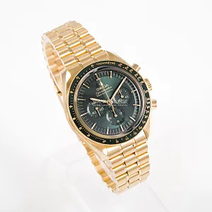 07169_watchlounge_lo.jpg