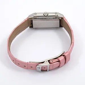 07199_watchlounge_lo.jpg