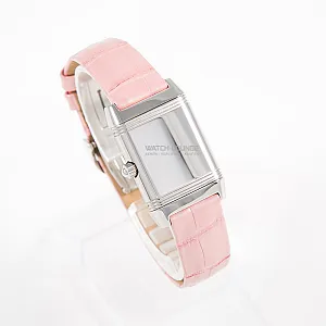 07202_watchlounge_lo.jpg