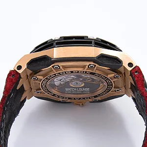 07287_watchlounge_lo.jpg