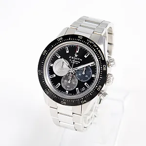 07306_watchlounge_lo.jpg