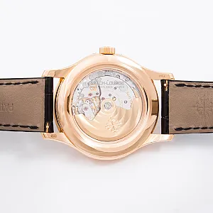 07320_watchlounge_lo.jpg