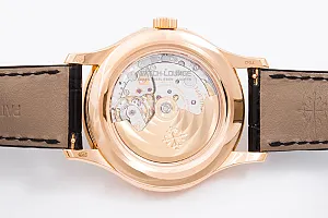 07320_watchlounge_lo.jpg