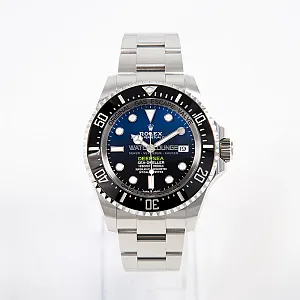 07329_watchlounge_lo.jpg