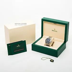07336_watchlounge_lo.jpg