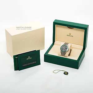 07346_watchlounge_lo_1.jpg
