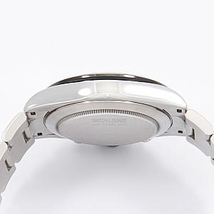 07353_watchlounge_lo.jpg