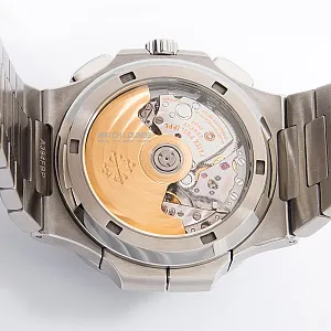 07396_watchlounge_lo.jpg