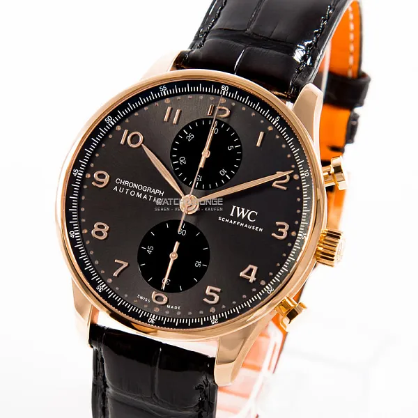 07424_watchlounge_lo_1.jpg