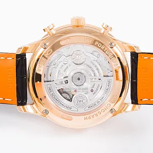 07431_watchlounge_lo.jpg