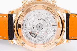 07431_watchlounge_lo.jpg