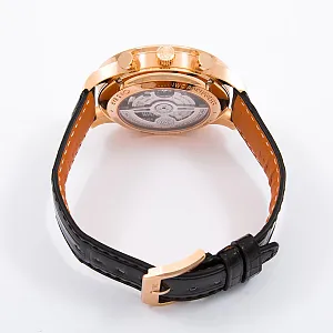 07432_watchlounge_lo.jpg