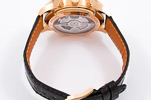07432_watchlounge_lo.jpg