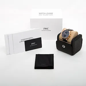07434_watchlounge_lo.jpg