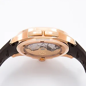 07471_watchlounge_lo.jpg