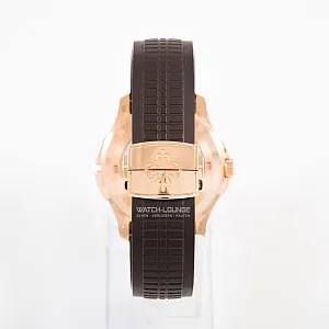 07474_watchlounge_lo.jpg